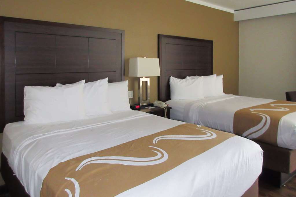 Quality Inn Gastonia Pokoj fotografie